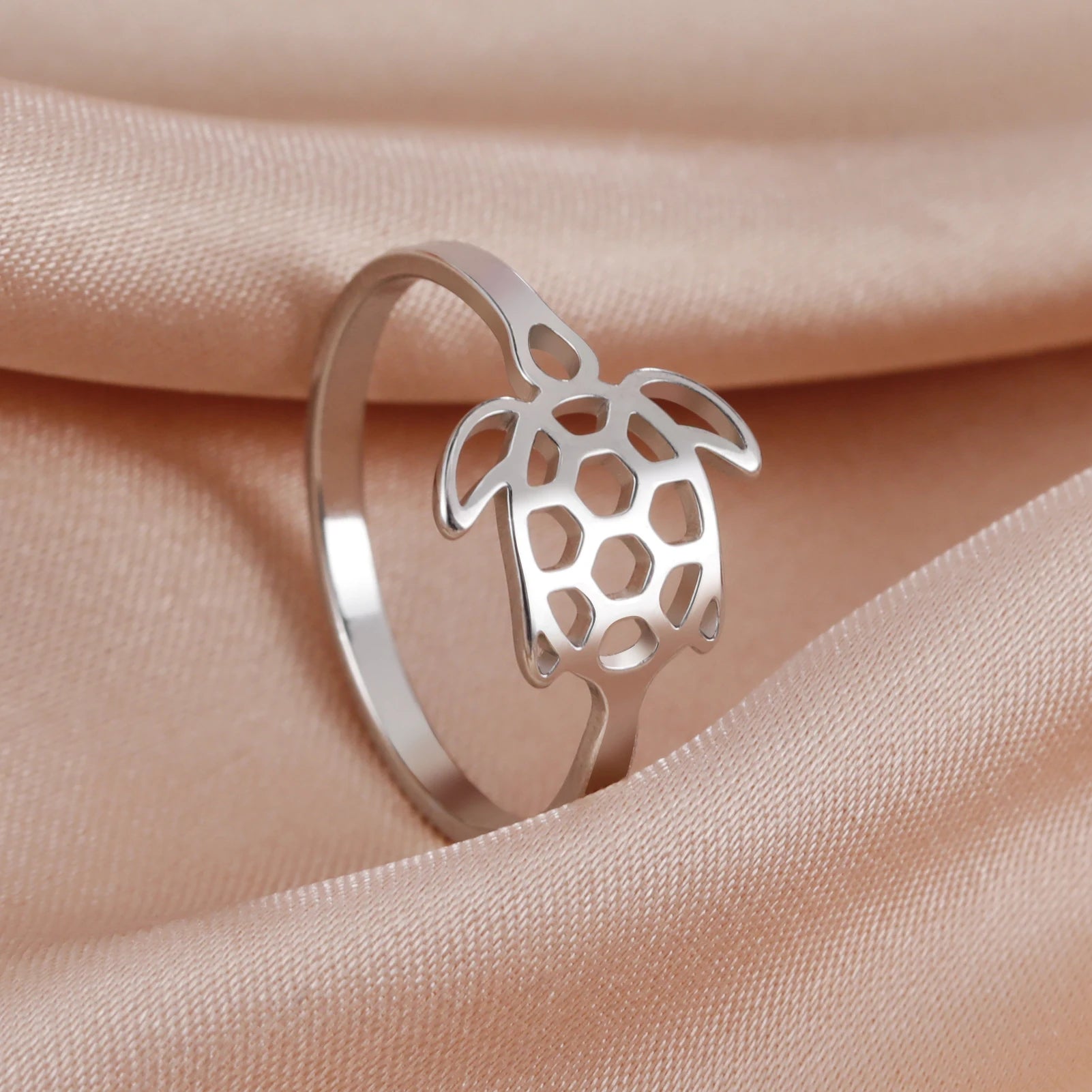 Stainless Steel Turtle Ring - Myst Bracelets